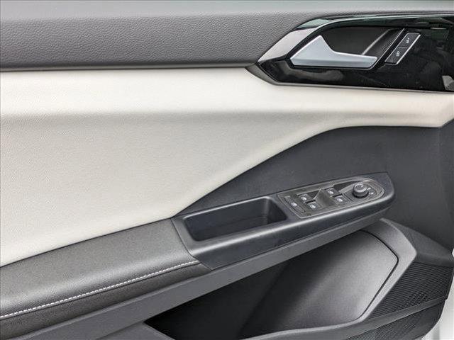 new 2025 Volkswagen Taos car, priced at $27,021