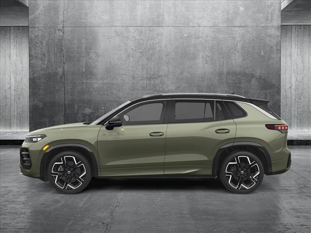new 2025 Volkswagen Tiguan car, priced at $43,026