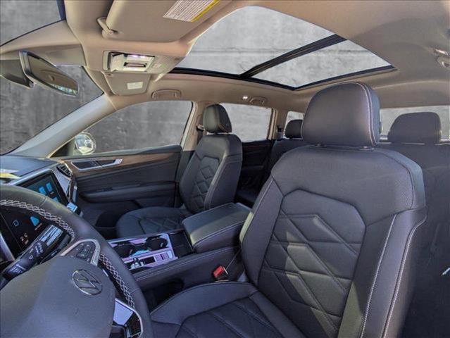 new 2025 Volkswagen Atlas car, priced at $43,826