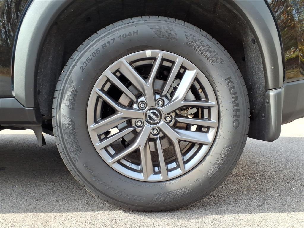 used 2025 Nissan Rogue car, priced at $25,190