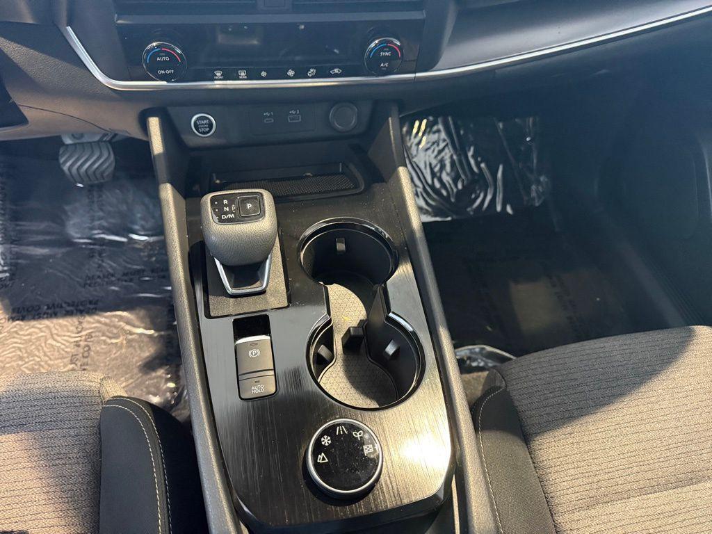 used 2023 Nissan Rogue car, priced at $19,924