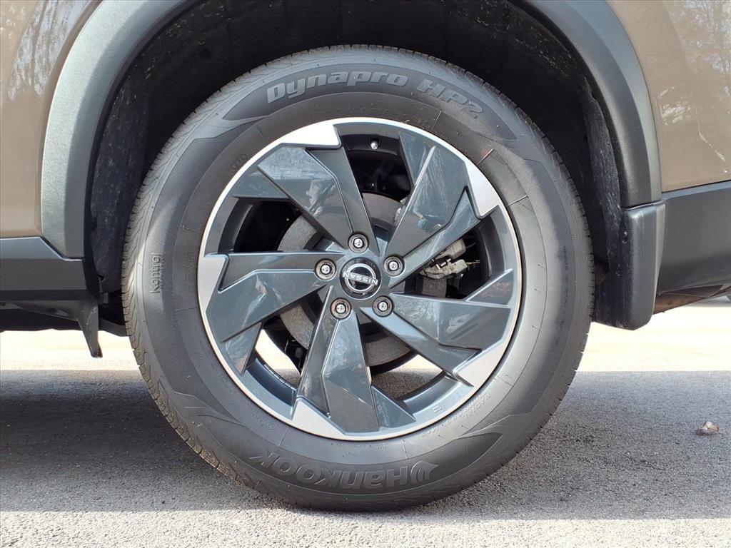 used 2024 Nissan Rogue car, priced at $23,406