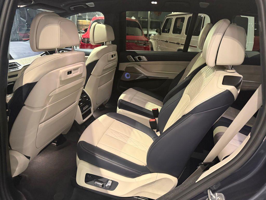 used 2020 BMW X7 car, priced at $41,786