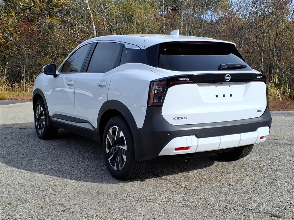 new 2025 Nissan Kicks car, priced at $25,060