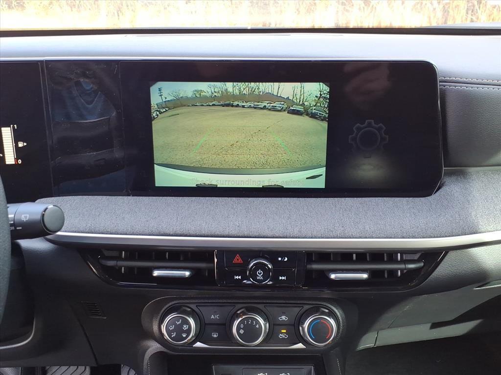 new 2025 Nissan Kicks car, priced at $25,060