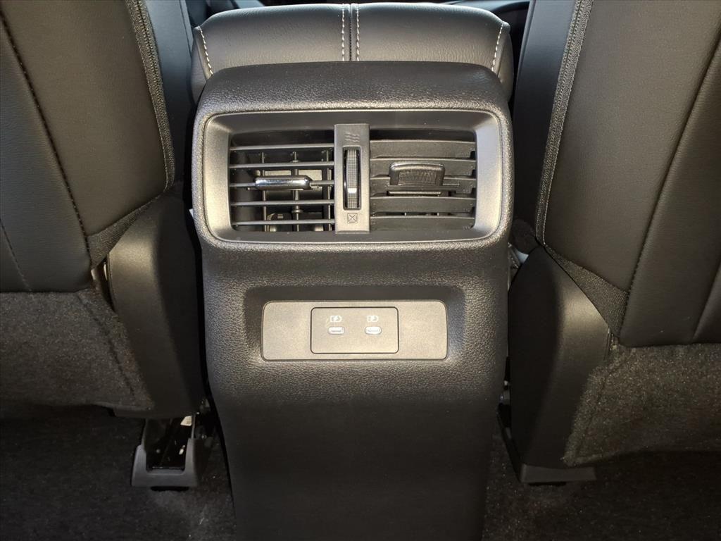 new 2025 Nissan Murano car, priced at $40,250