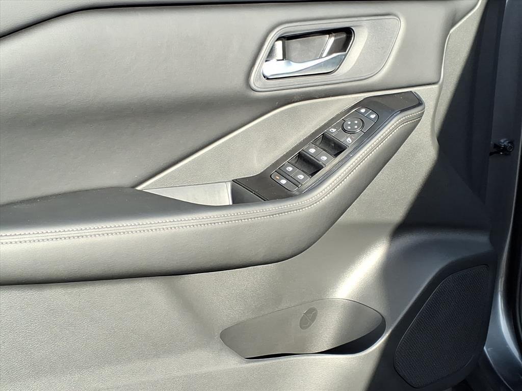 new 2026 Nissan Rogue car, priced at $30,250