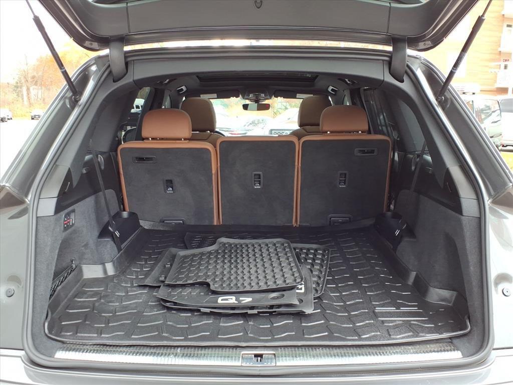 used 2022 Audi Q7 car, priced at $32,236