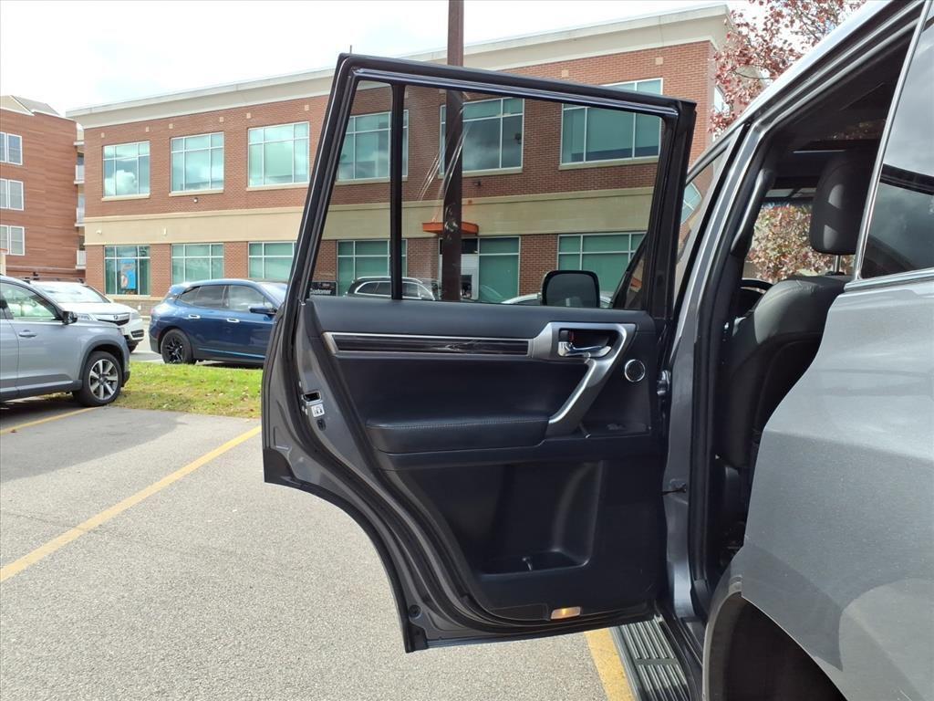 used 2022 Lexus GX 460 car, priced at $47,573