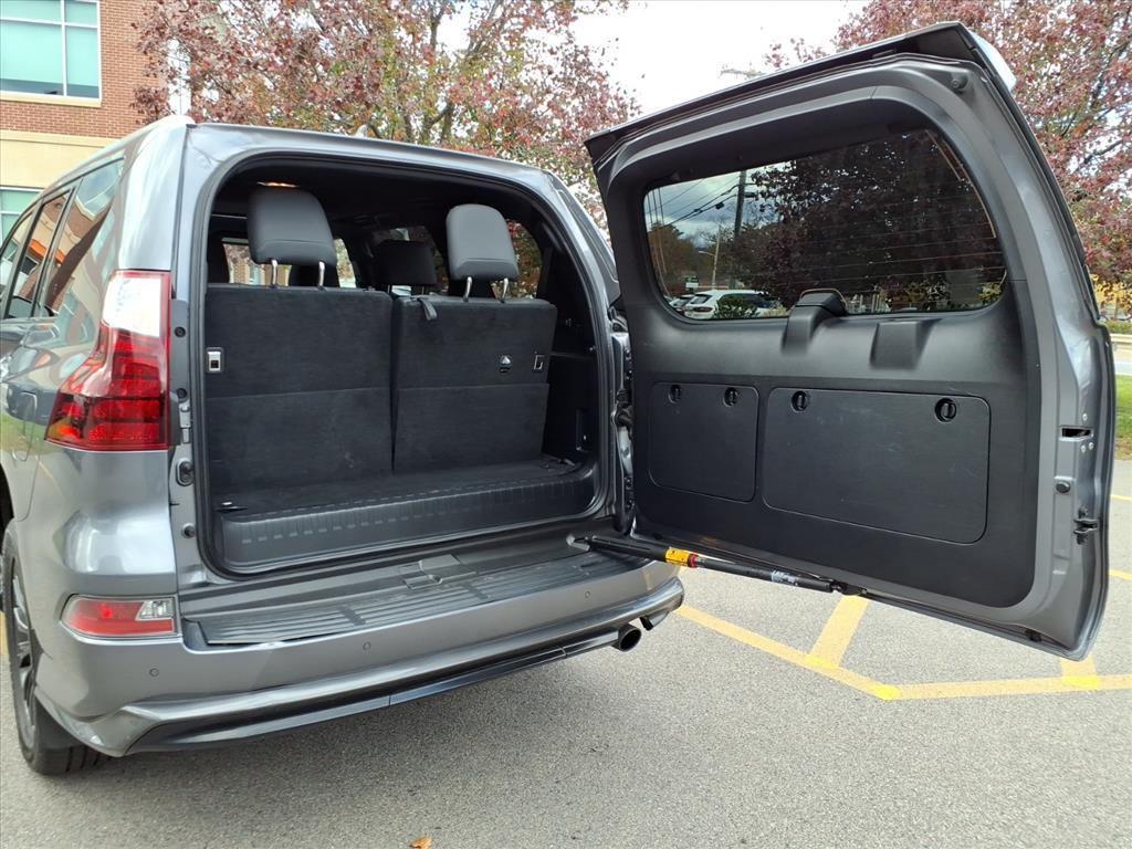 used 2022 Lexus GX 460 car, priced at $47,573