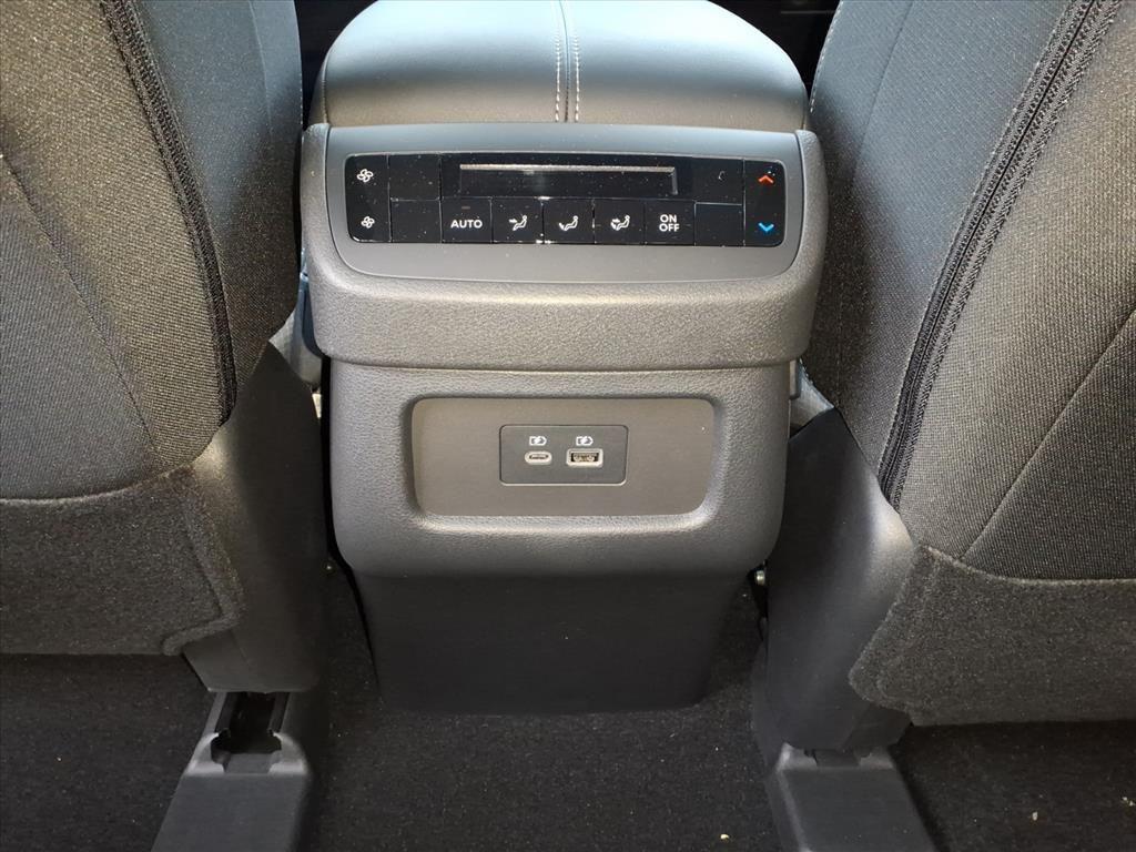 new 2025 Nissan Pathfinder car, priced at $35,775