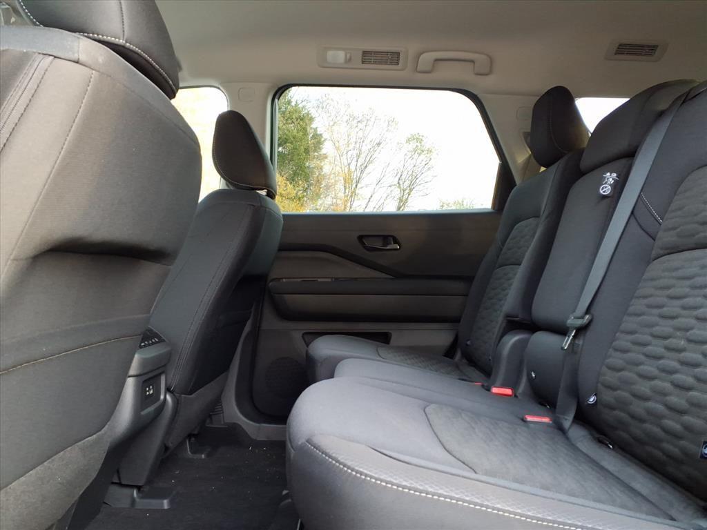 new 2025 Nissan Pathfinder car, priced at $35,775