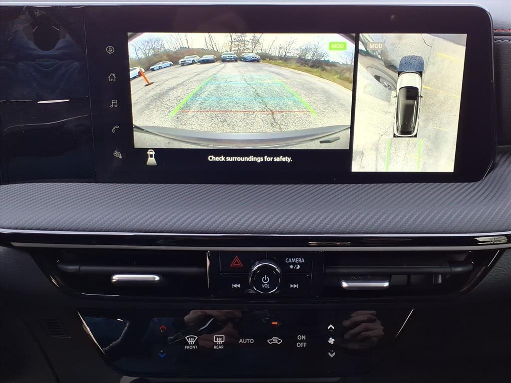 new 2025 Nissan Kicks car, priced at $27,030