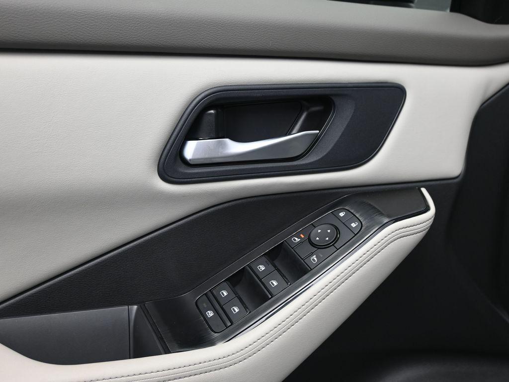 new 2025 Nissan Rogue car, priced at $33,551