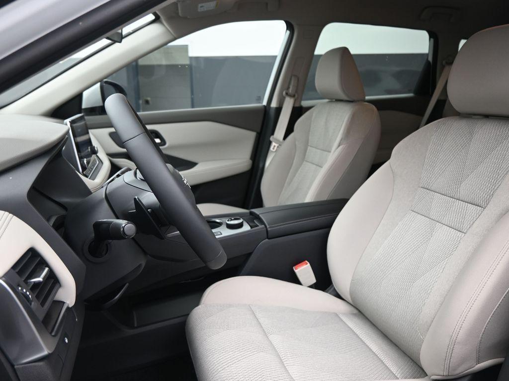 new 2025 Nissan Rogue car, priced at $33,551