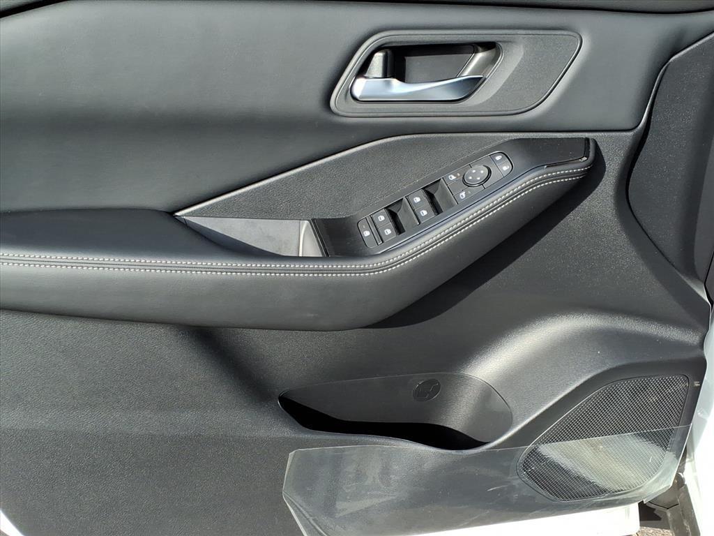 new 2025 Nissan Rogue car, priced at $32,851