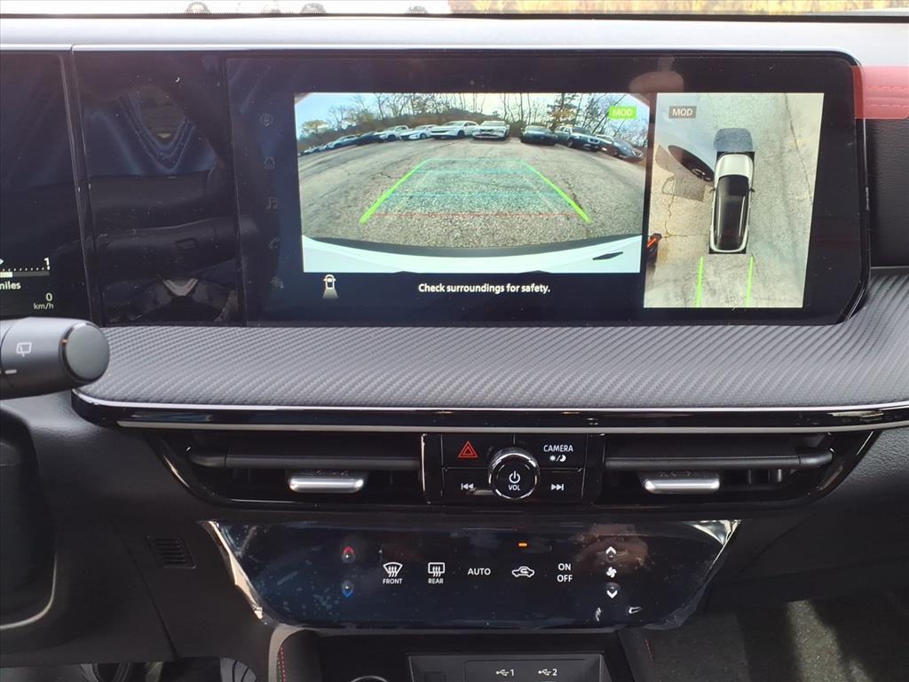 new 2025 Nissan Kicks car, priced at $27,288