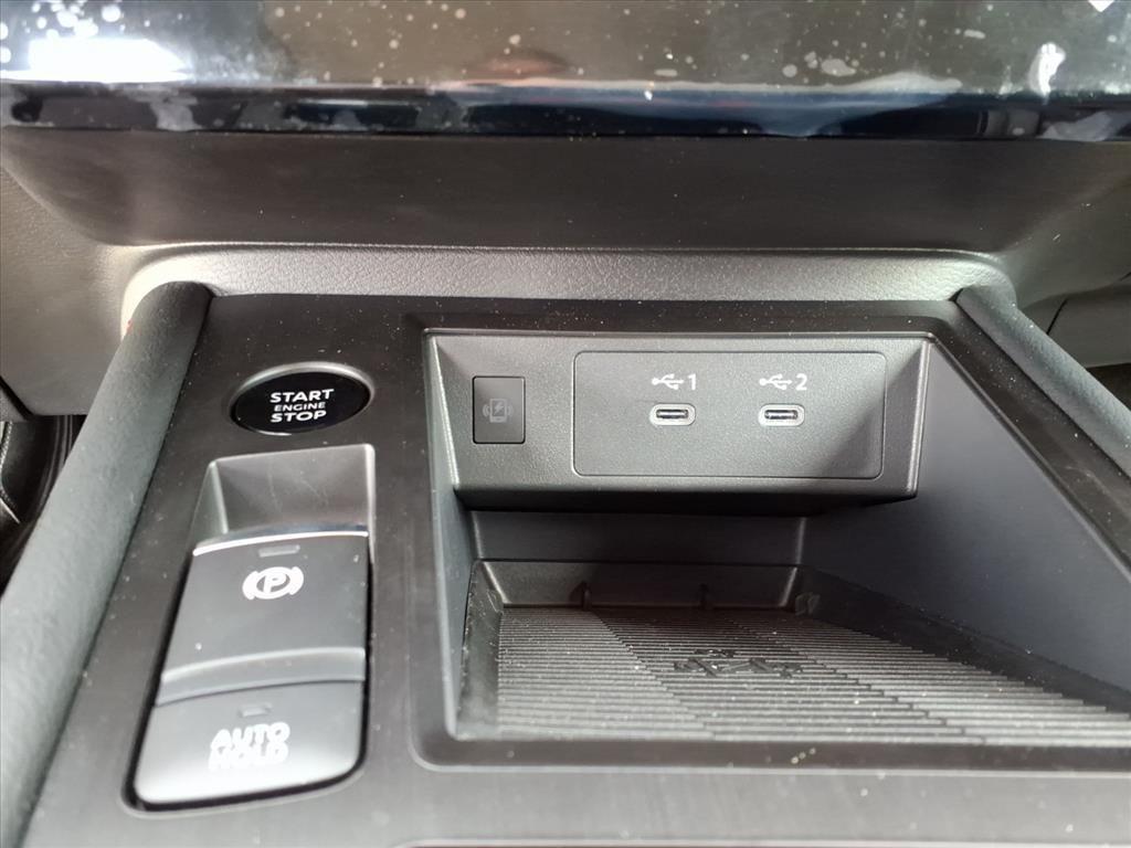 new 2025 Nissan Kicks car, priced at $27,288