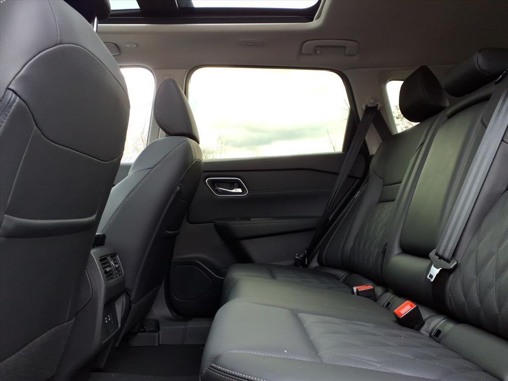 new 2025 Nissan Rogue car, priced at $40,150