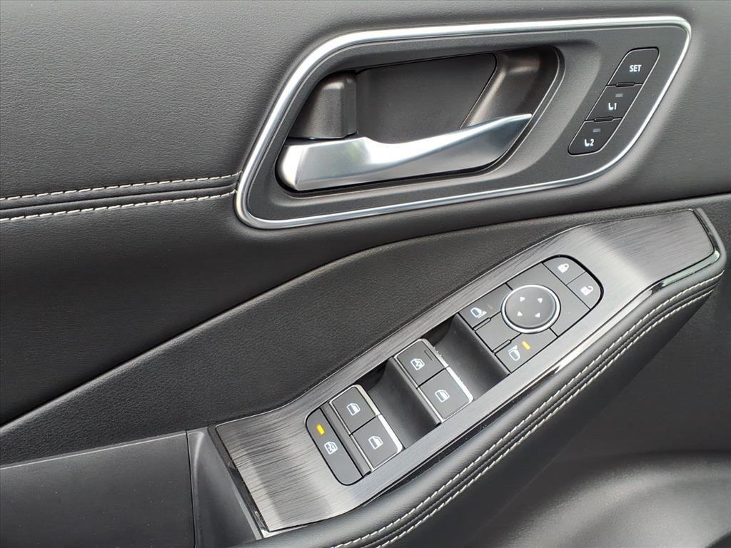 new 2025 Nissan Rogue car, priced at $40,150