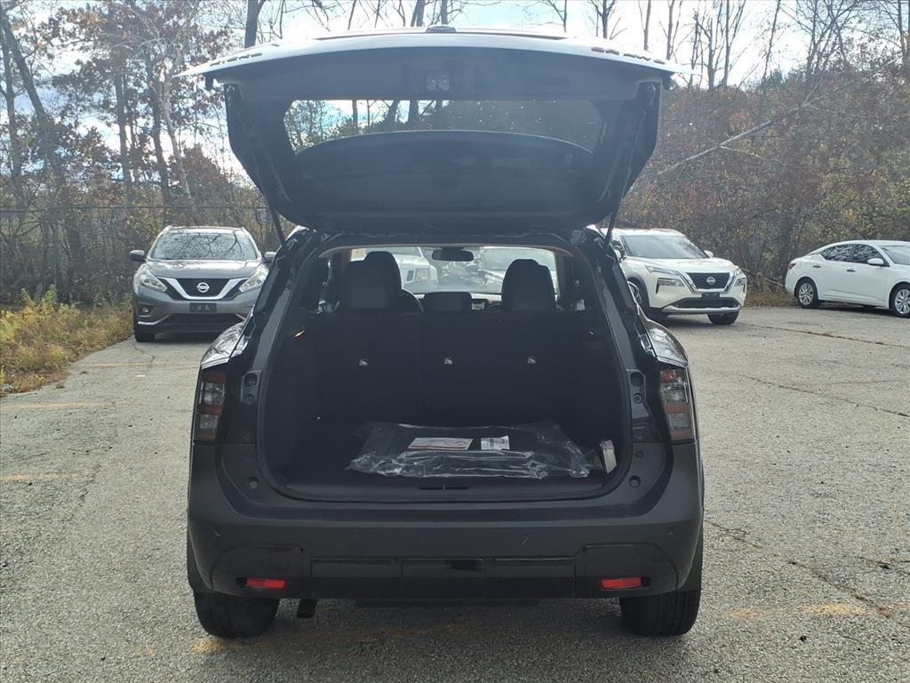 new 2025 Nissan Kicks car, priced at $26,850