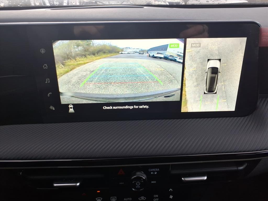 new 2025 Nissan Kicks car, priced at $26,850