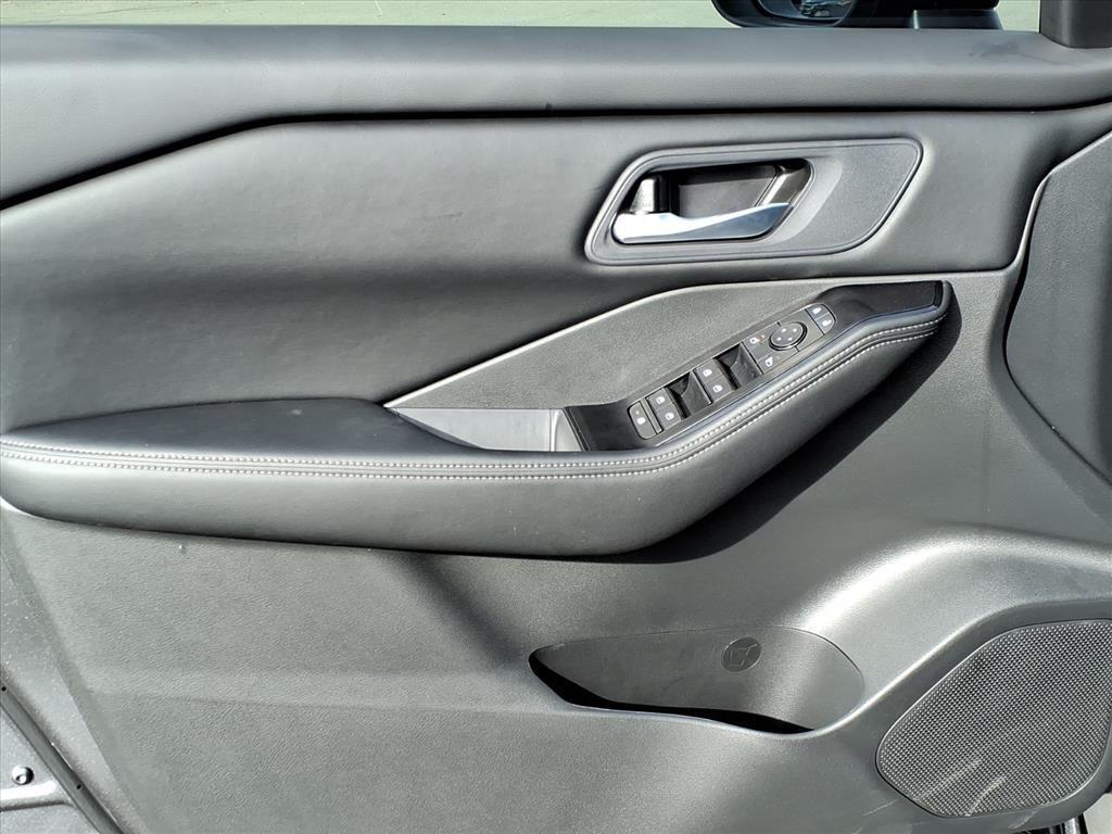 new 2026 Nissan Rogue car, priced at $30,400