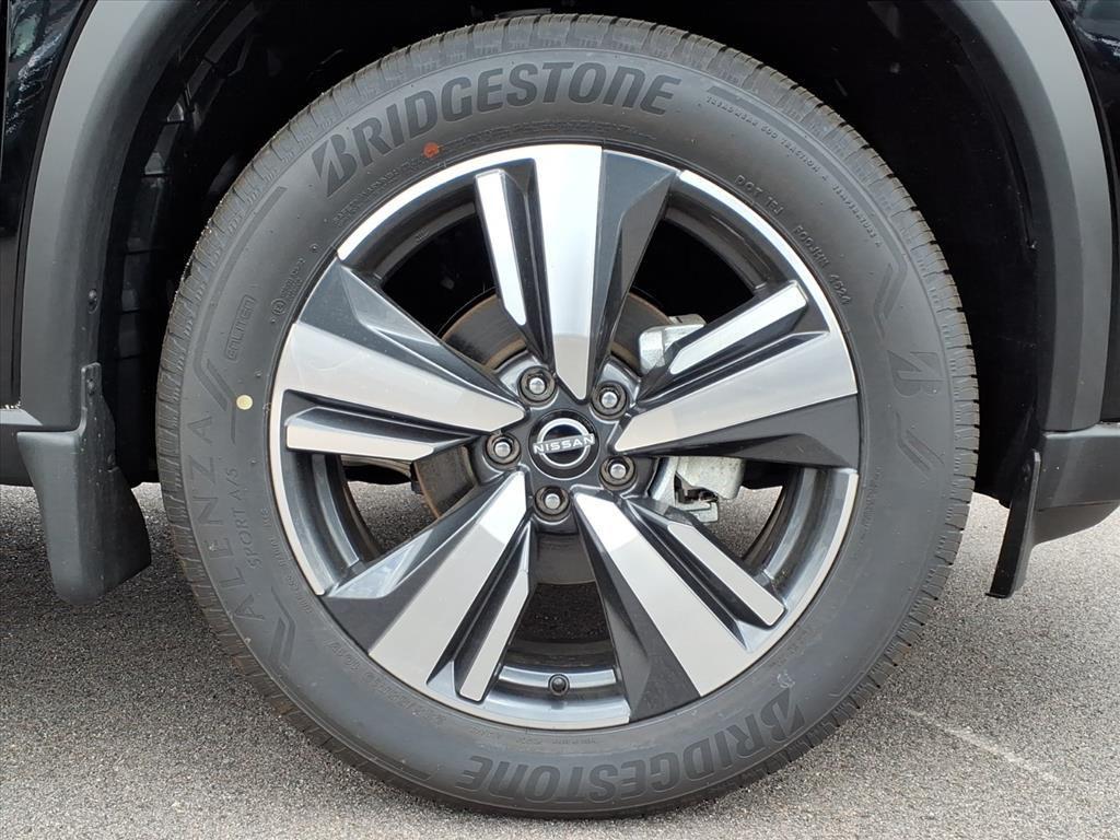 new 2025 Nissan Rogue car, priced at $36,850