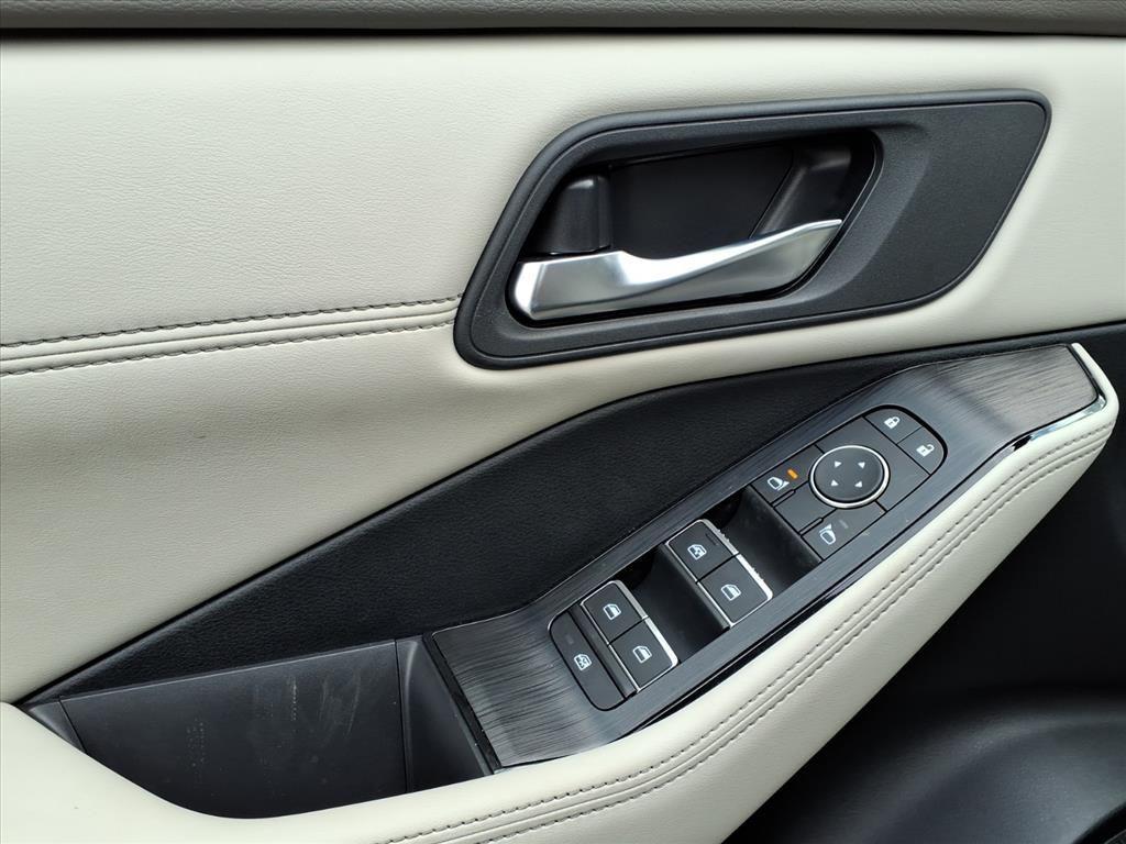 new 2025 Nissan Rogue car, priced at $36,850