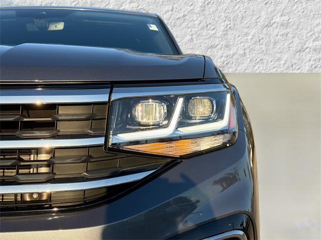 used 2020 Volkswagen Atlas Cross Sport car, priced at $27,998