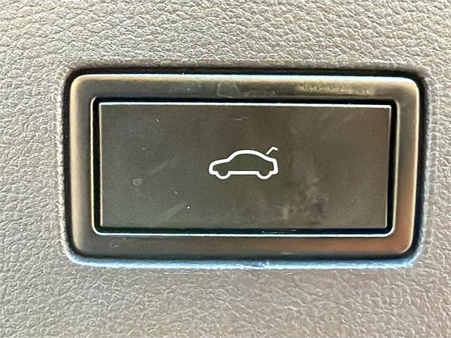 used 2020 Volkswagen Atlas Cross Sport car, priced at $27,998