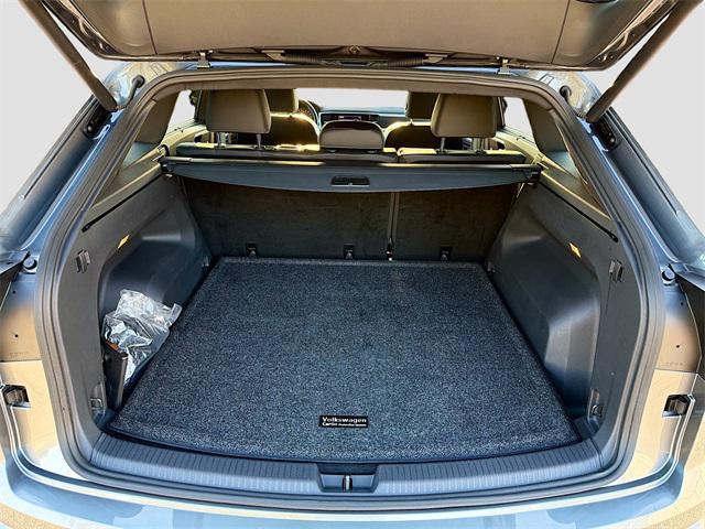 used 2020 Volkswagen Atlas Cross Sport car, priced at $27,998