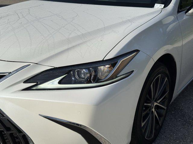 used 2022 Lexus ES 350 car, priced at $31,406