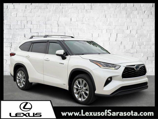 used 2020 Toyota Highlander Hybrid car, priced at $33,749