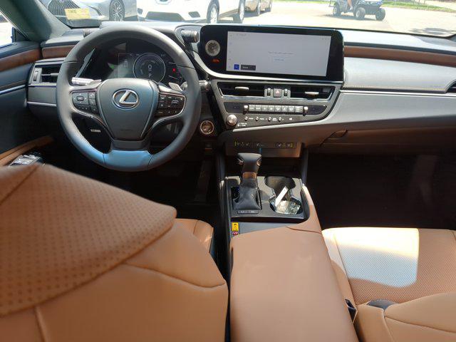 new 2025 Lexus ES 300h car, priced at $48,356