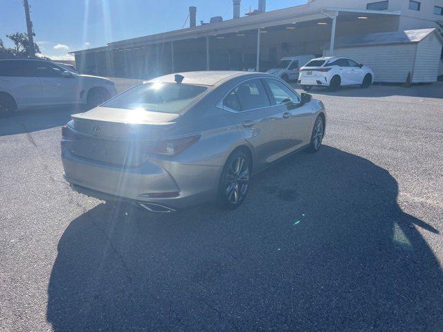 used 2019 Lexus ES 350 car, priced at $31,521