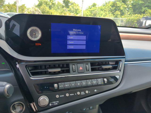new 2025 Lexus ES 350 car, priced at $45,858