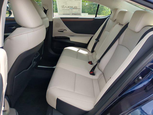 new 2025 Lexus ES 350 car, priced at $45,858