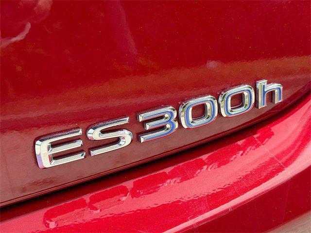 used 2020 Lexus ES 300h car, priced at $29,999