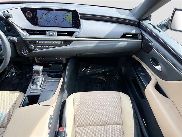 used 2020 Lexus ES 300h car, priced at $29,999