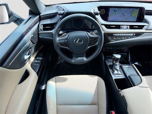 used 2020 Lexus ES 300h car, priced at $29,999