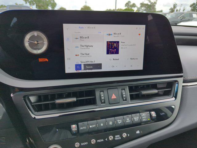 new 2025 Lexus ES 350 car, priced at $46,318