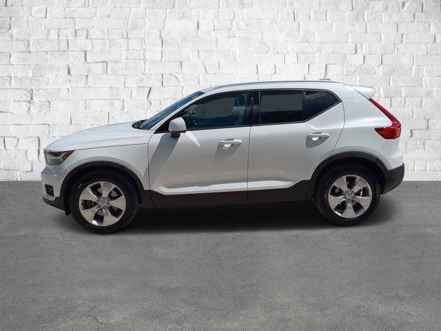 used 2022 Volvo XC40 car, priced at $20,874