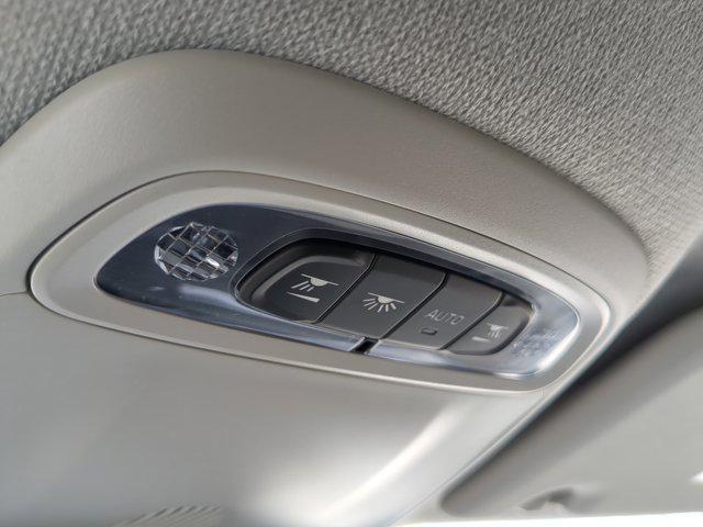 used 2022 Volvo XC40 car, priced at $20,874