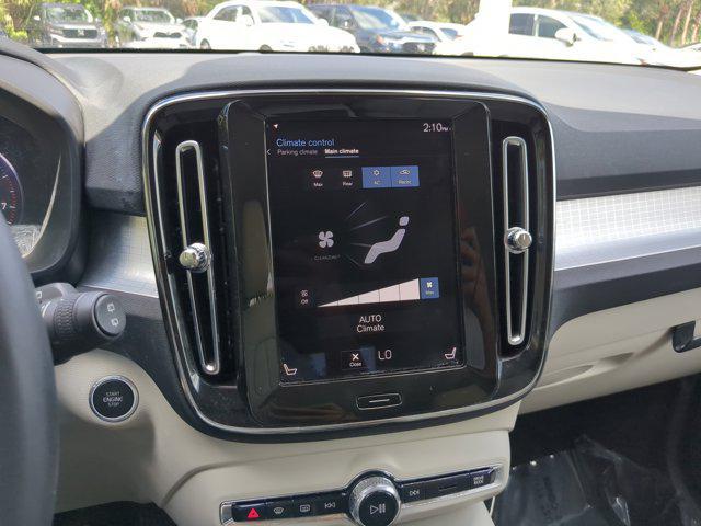 used 2022 Volvo XC40 car, priced at $20,874
