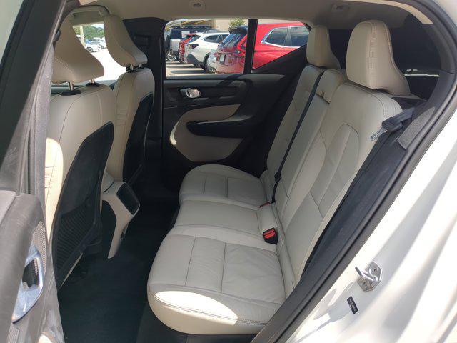 used 2022 Volvo XC40 car, priced at $20,874