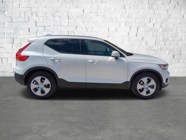 used 2022 Volvo XC40 car, priced at $20,874