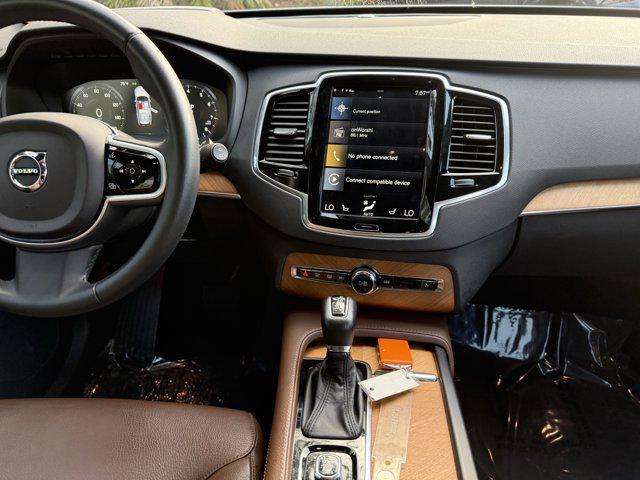 used 2022 Volvo XC90 car, priced at $35,401