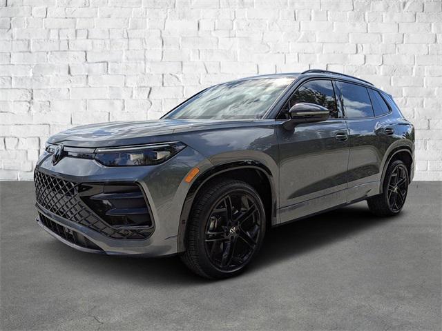 used 2025 Volkswagen Tiguan car, priced at $32,888