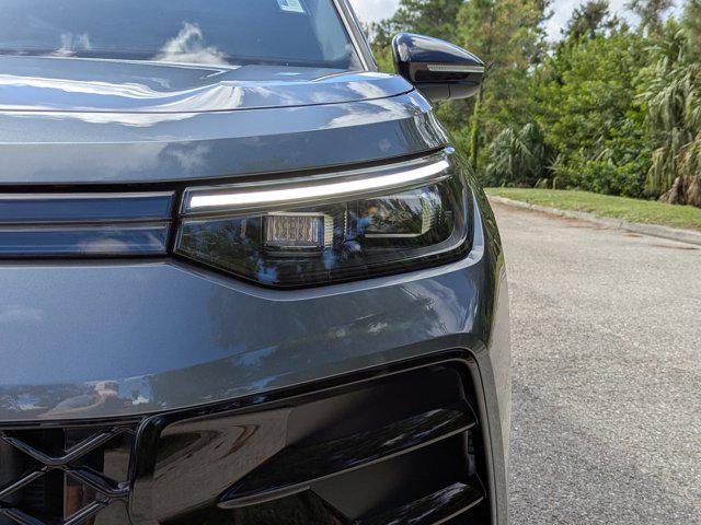 used 2025 Volkswagen Tiguan car, priced at $34,299